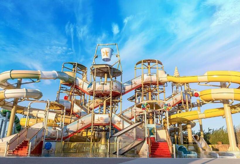 هتل Rixos Water World Aktau   Theme Park Free Access