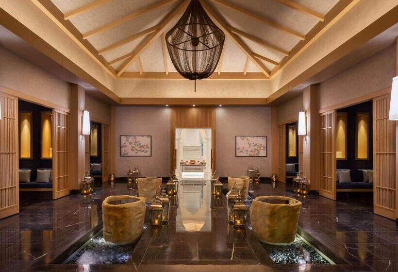 هتل Rixos Water World Aktau   Theme Park Free Access