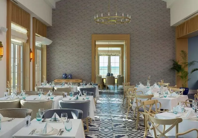 ホテル Rixos Water World Aktau   Theme Park Free Access