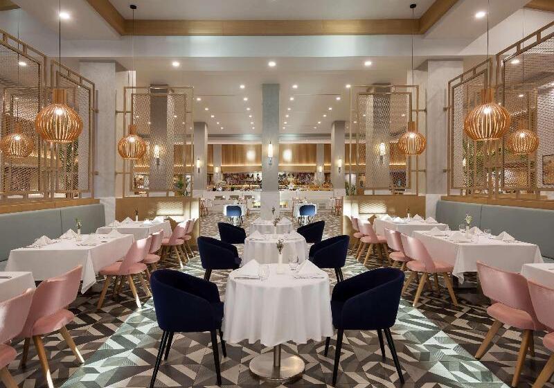 هتل Rixos Water World Aktau   Theme Park Free Access