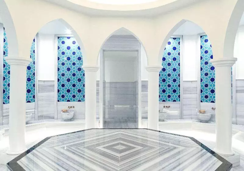 ホテル Rixos Water World Aktau   Theme Park Free Access