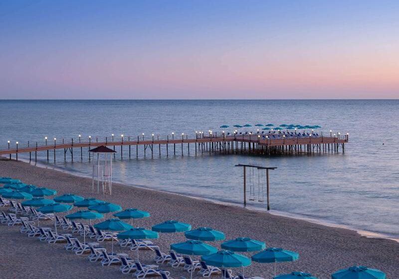 هتل Rixos Water World Aktau   Theme Park Free Access