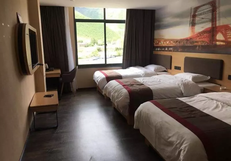 Thank Inn Chain Hotel Ganzi Kangding City Xinduqiao
