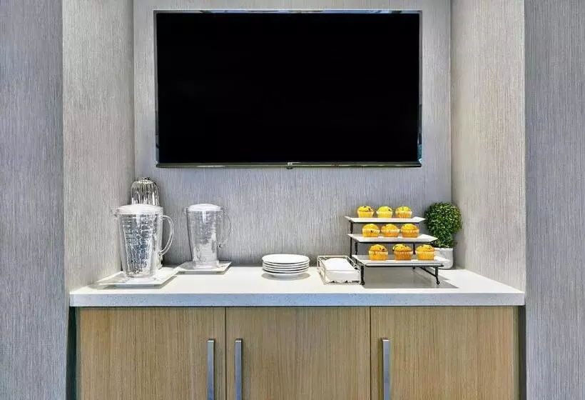 Hotelli Towneplace Suites By Marriott Sacramento Elk Grove