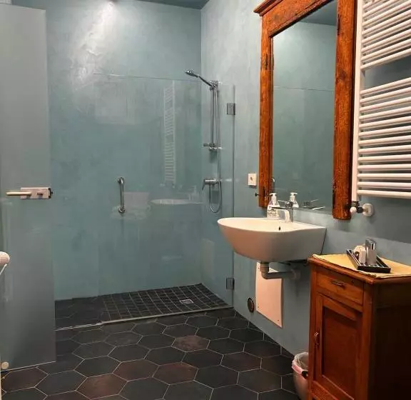 ユースホステル Villa Sardino
