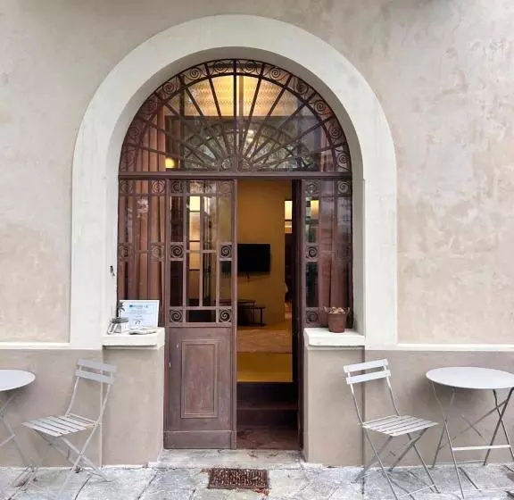 ユースホステル Villa Sardino