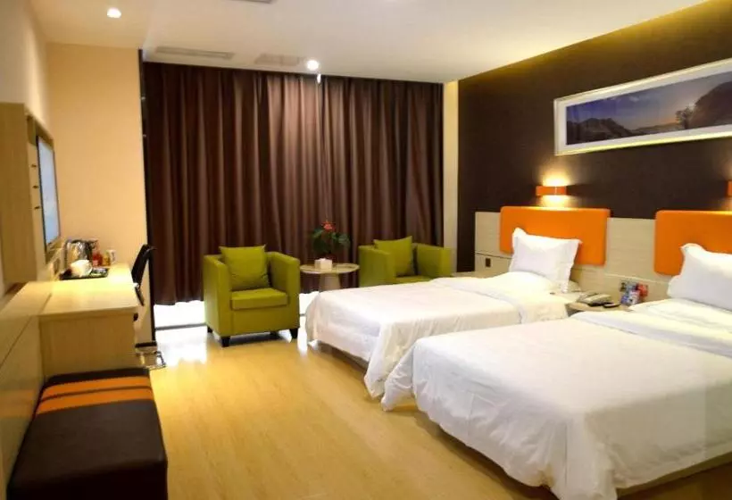 Hotelli 7days Premium Deyang Shifang Square Branch