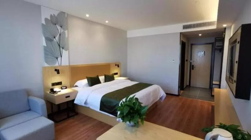 Hotelli Greentree Inn Ganzhou Gan County Bus Station