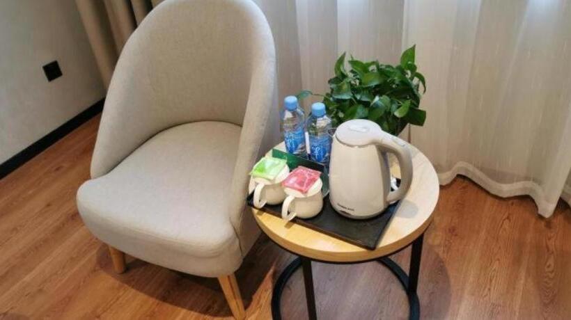 Otel Greentree Inn Ganzhou Gan County Bus Station