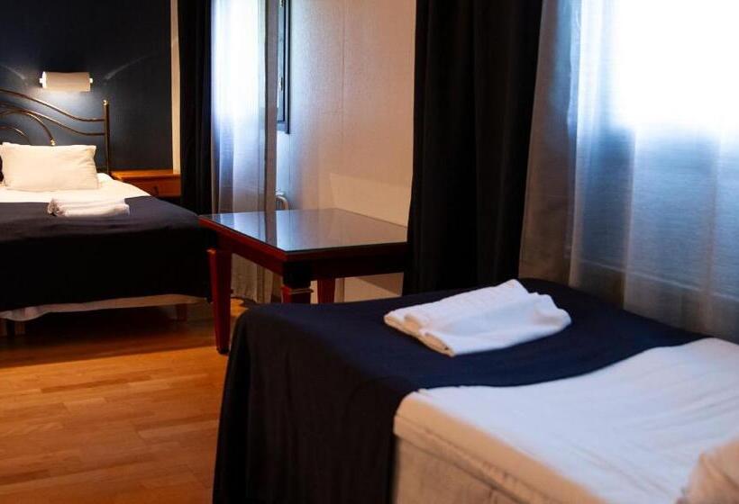 فندق Li Peltohovi