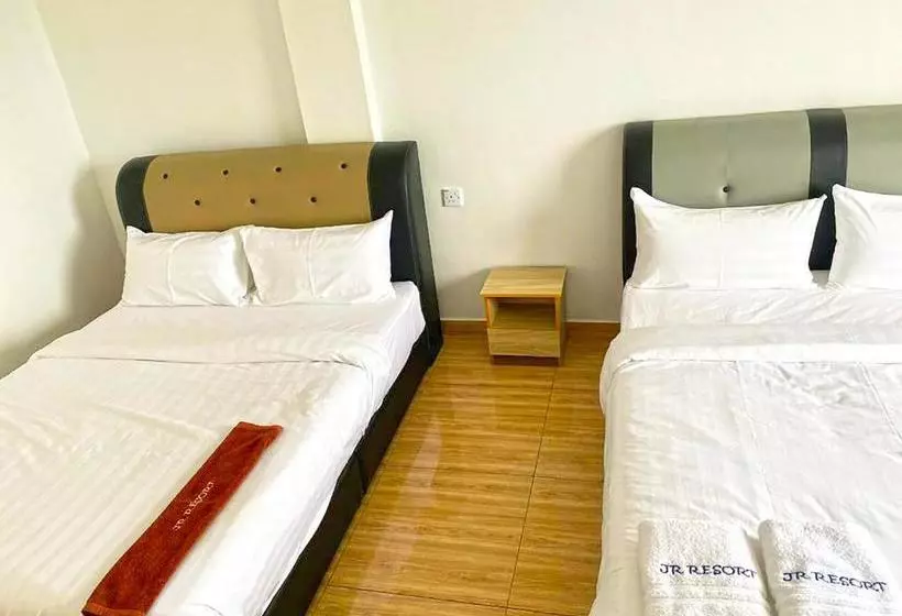 Hotelli Oyo 90043 Jasni Rijan Resort