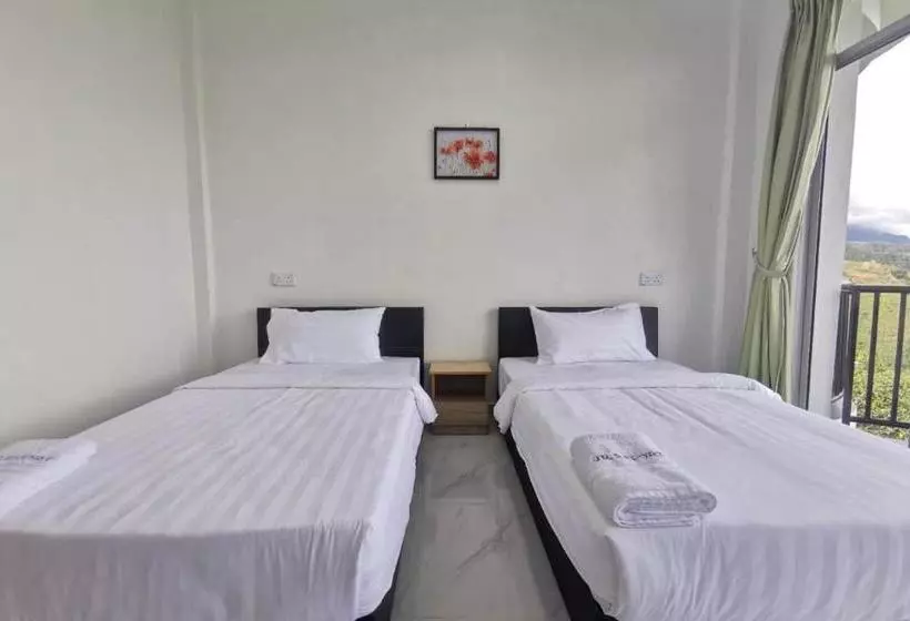 Hotelli Oyo 90043 Jasni Rijan Resort