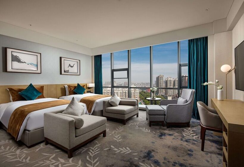 בית מלון כפרי Ramada By Wyndham Luoyang Downtown