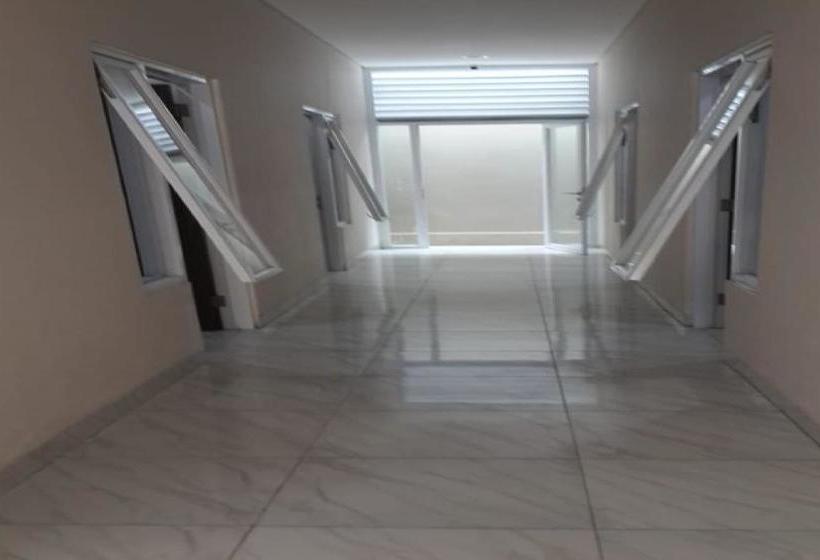 בית מלון כפרי Reddoorz Syariah Near Unsoed