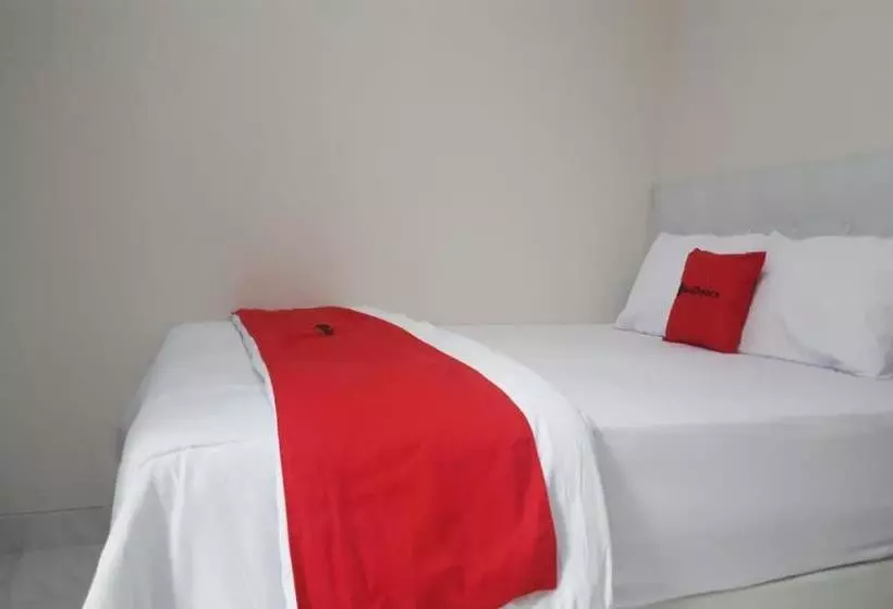 Hotelli Reddoorz Syariah Near Unsoed