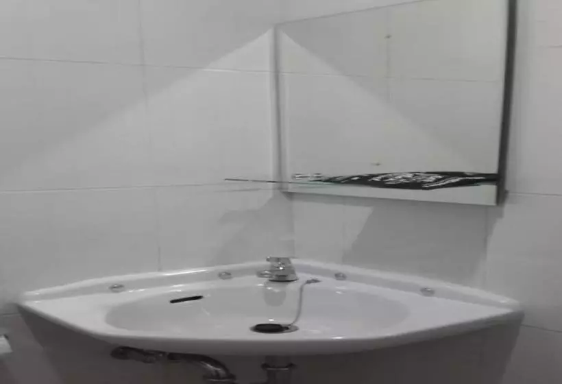 Hotelli Reddoorz Syariah Near Unsoed