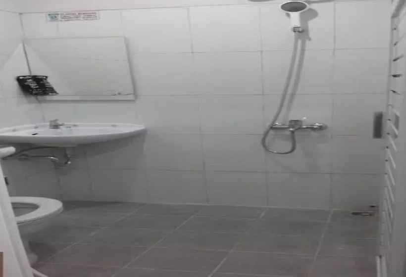 Hotelli Reddoorz Syariah Near Unsoed