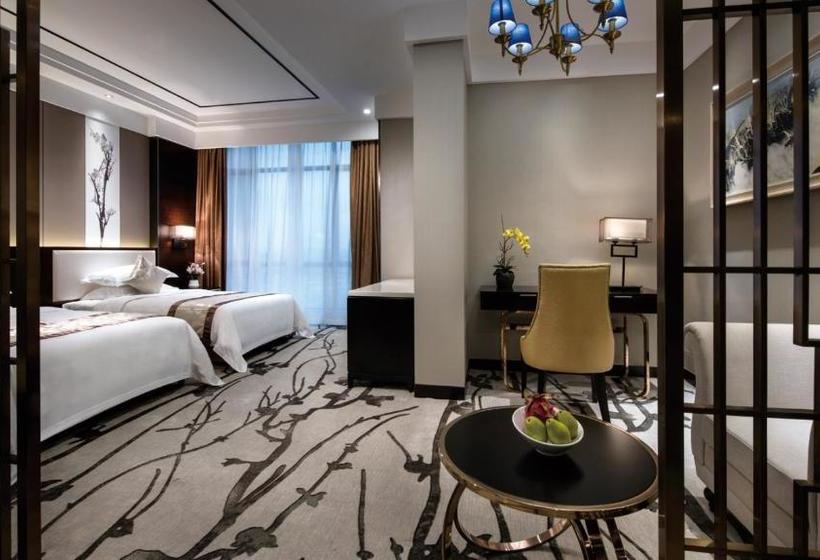 Отель Zhongjia International