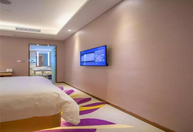 Lavande Hotel Jiangmen Heshan Bus Terminal