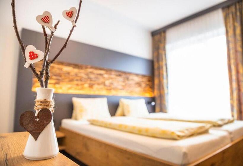 Hostel Gasthof Jagersberger