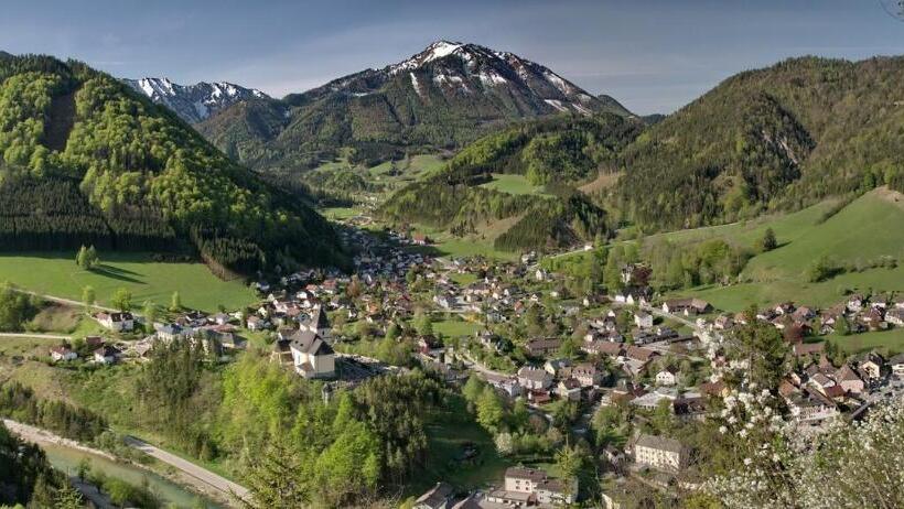 Hostel Gasthof Jagersberger