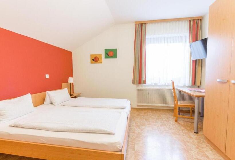 Hostel Gasthof Jagersberger