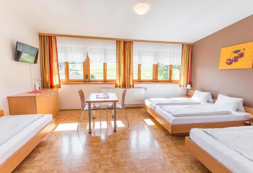 Hostel Gasthof Jagersberger