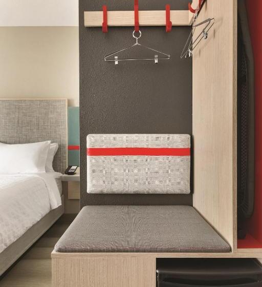 Avid Hotel Fresnillo, An Ihg