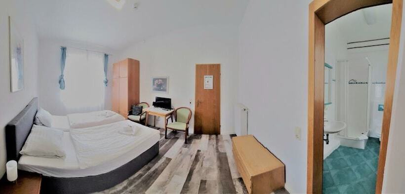 تختخواب و صبحانه City Center Hotel Garni Cuxhaven