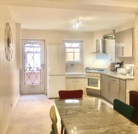 צימר La Maison Du Tailleur De Pierre