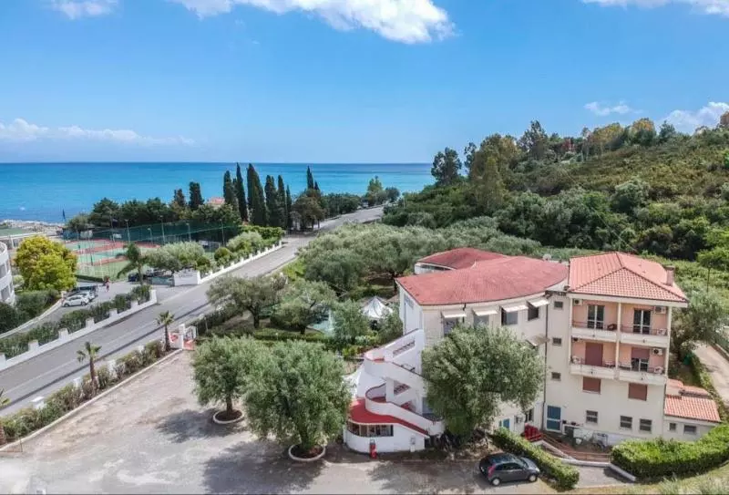 Hotelli Il Villaggio Lì Cylentos