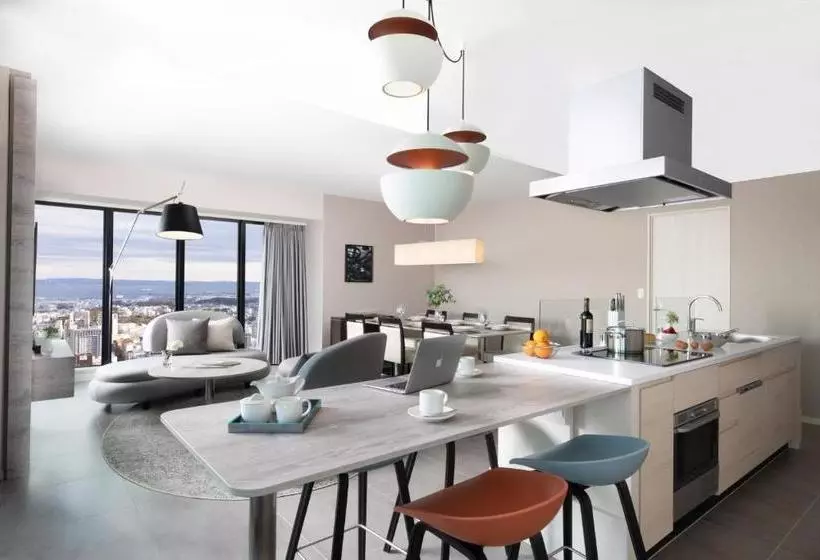 Hotelli Oakwood Suites Yokohama