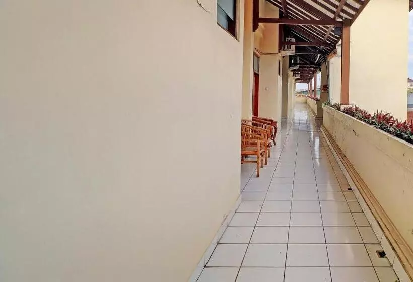 Hotelli Guest House Simalem