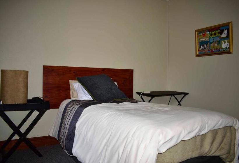 פנסיון 13 Hobson