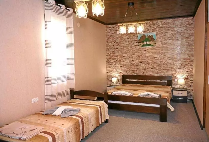 ペンション Guest House Medina