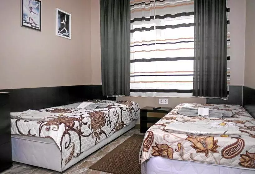 ペンション Guest House Medina