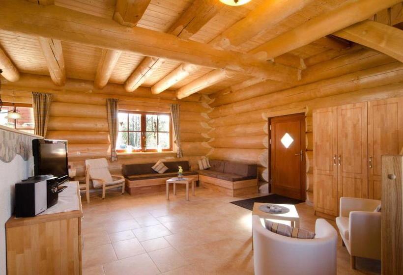 Resort Heumanns Blockhaeuser Am Wald