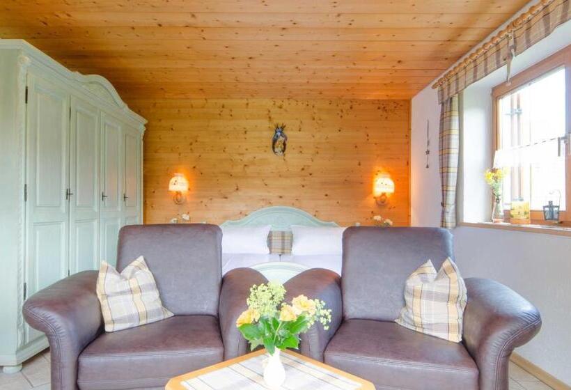 Resort Heumanns Blockhaeuser Am Wald