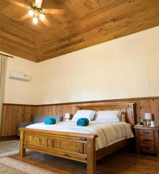 ユースホステル The Convent Boutique Accommodation