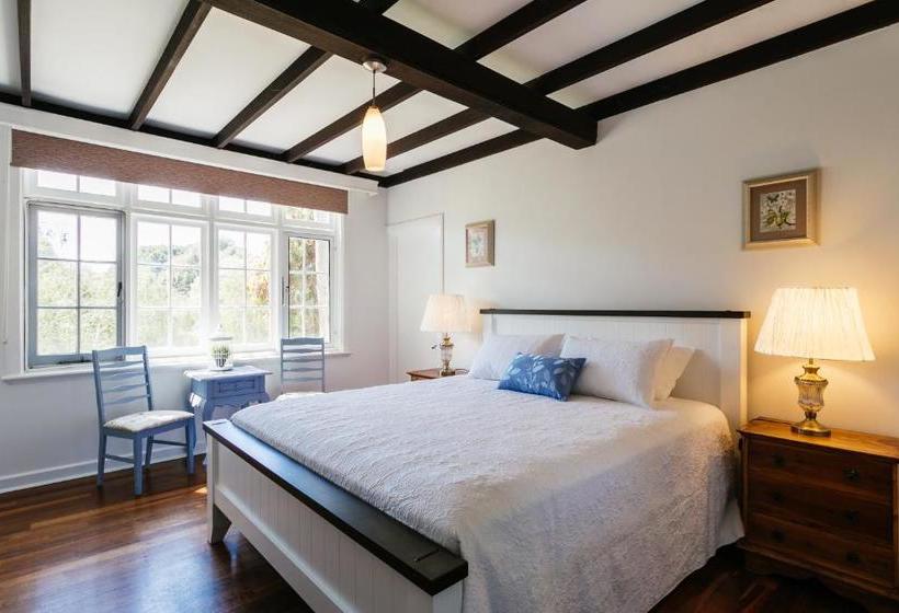 Bed and Breakfast Elliot House