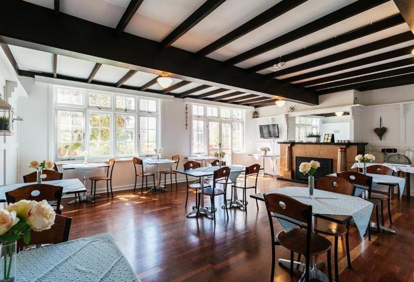 Bed and Breakfast Elliot House