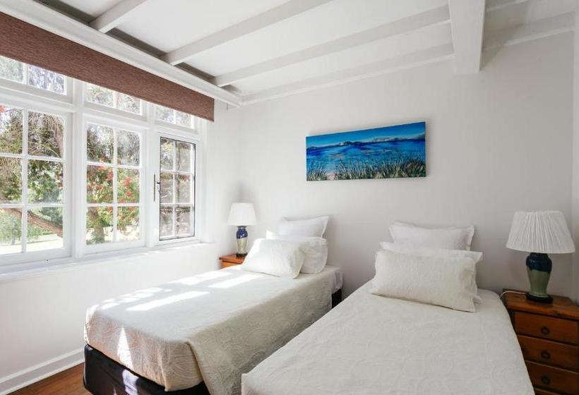 Bed and Breakfast Elliot House