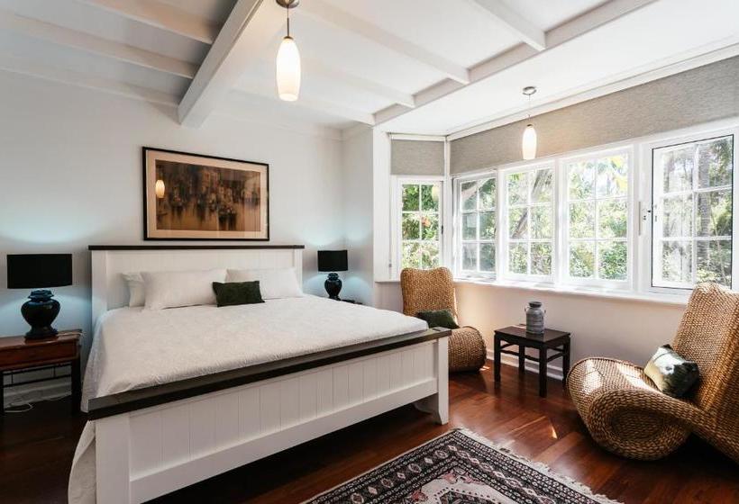 Bed and Breakfast Elliot House