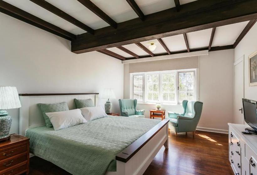 Bed and Breakfast Elliot House