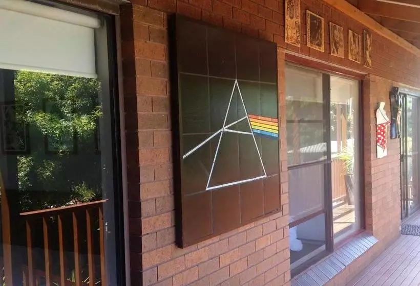 Aamiaismajoitus (B&B) High On Penguin