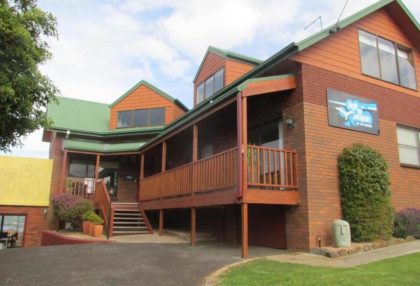 Bed and Breakfast High On Penguin