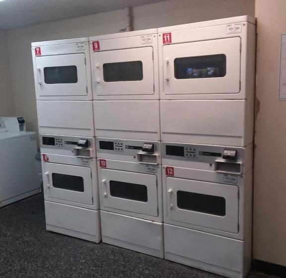 호텔 Intown Suites Extended Stay Nashville Tn   Murfreesboro Pike