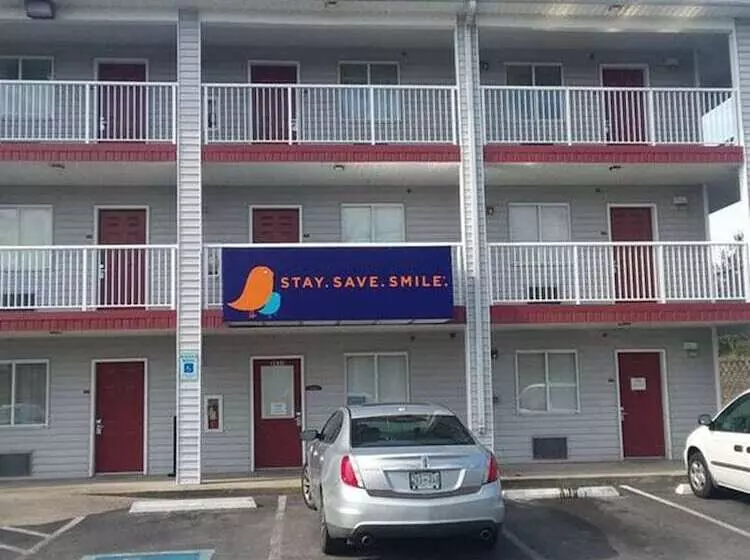 Hotelli Intown Suites Extended Stay Nashville Tn   Murfreesboro Pike