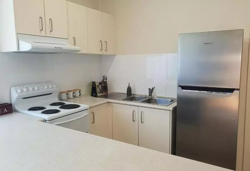 مُتل Mayfield Short Stay Apartments