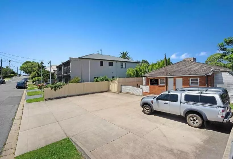 مُتل Mayfield Short Stay Apartments